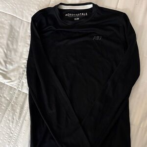 Aeropostale A87 Men's Long Sleeve Black Tee